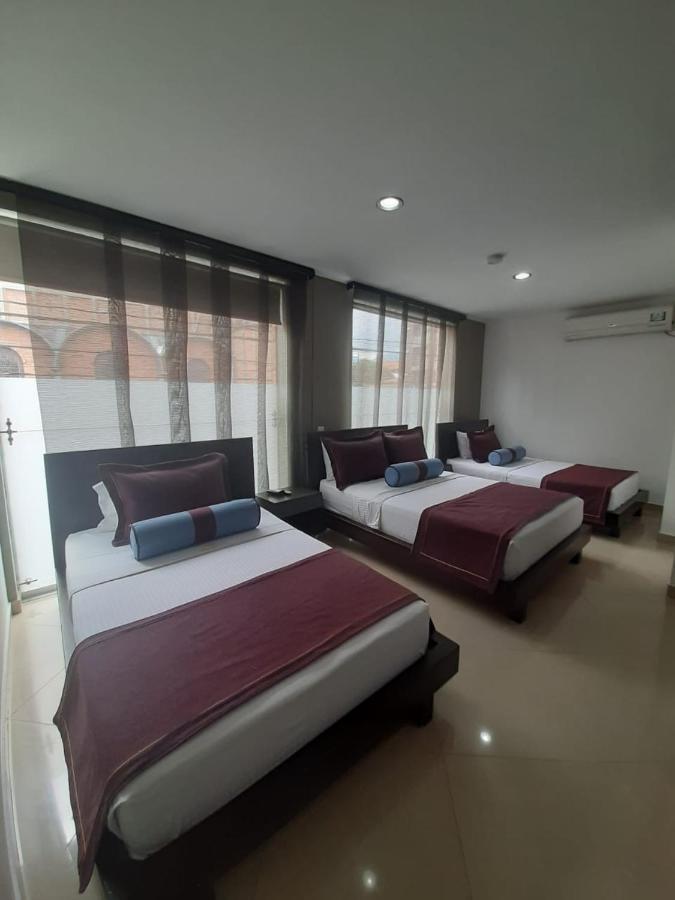 Hotel Medellin Gold Экстерьер фото