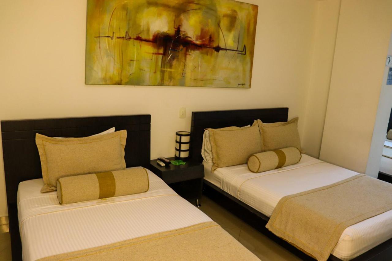 Hotel Medellin Gold Экстерьер фото